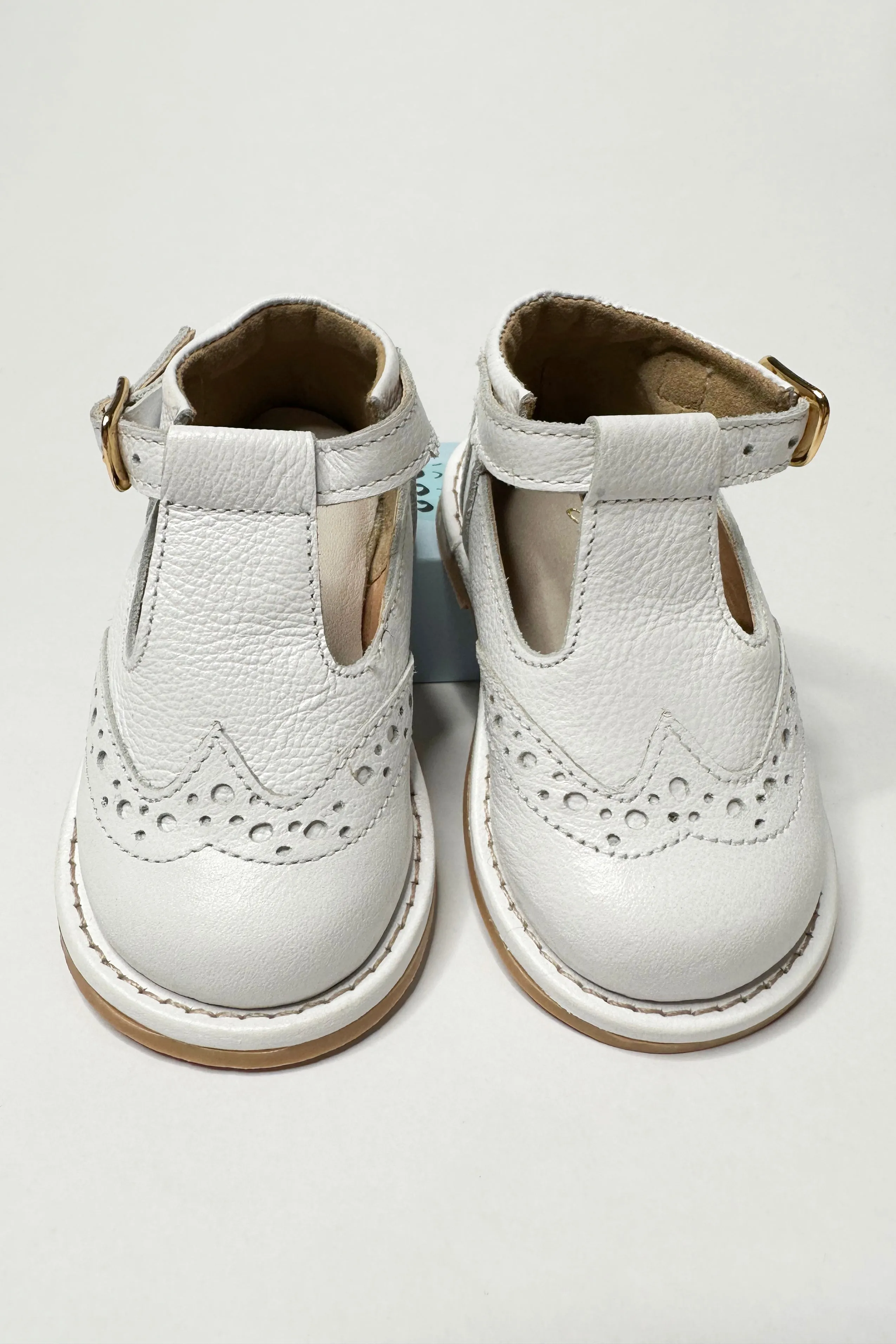 "Woody" White Leather Shoes