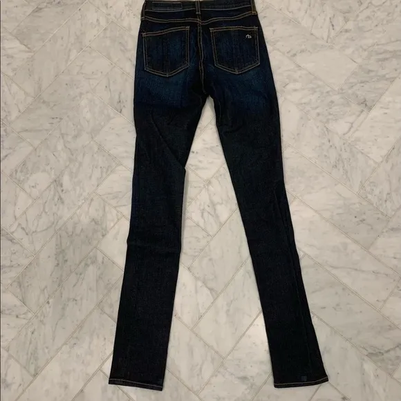 𝅺rag &amp; Bone kensington 10 inch Skinny jeans -high rise size 23