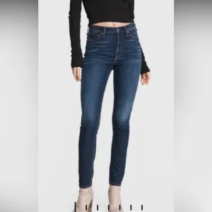 𝅺rag &amp; Bone kensington 10 inch Skinny jeans -high rise size 23