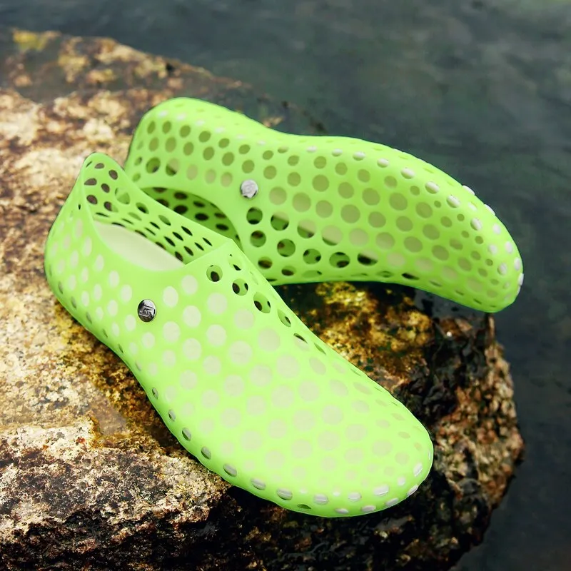 Sandals Men Summer - Sandals Hole Shoes Slippers Men and Women Summer Beach Flat Garden Shoes CoupleShoes Dropshipping 2021