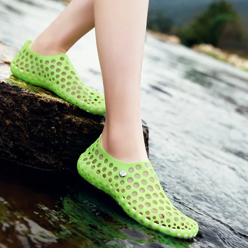 Sandals Men Summer - Sandals Hole Shoes Slippers Men and Women Summer Beach Flat Garden Shoes CoupleShoes Dropshipping 2021