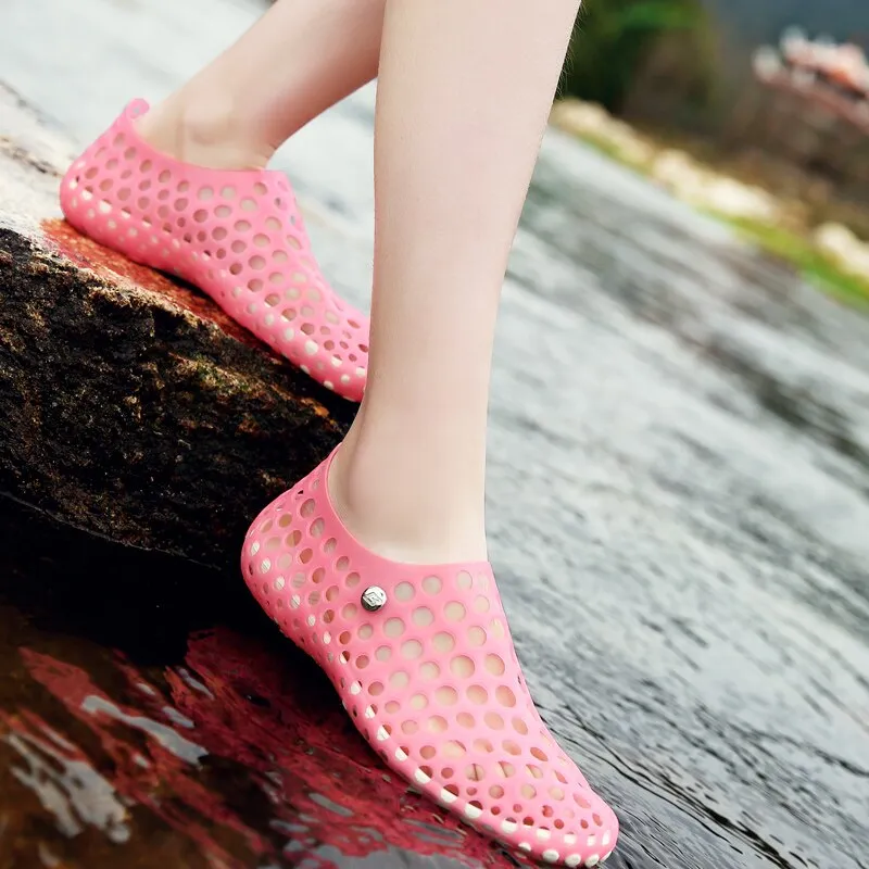 Sandals Men Summer - Sandals Hole Shoes Slippers Men and Women Summer Beach Flat Garden Shoes CoupleShoes Dropshipping 2021