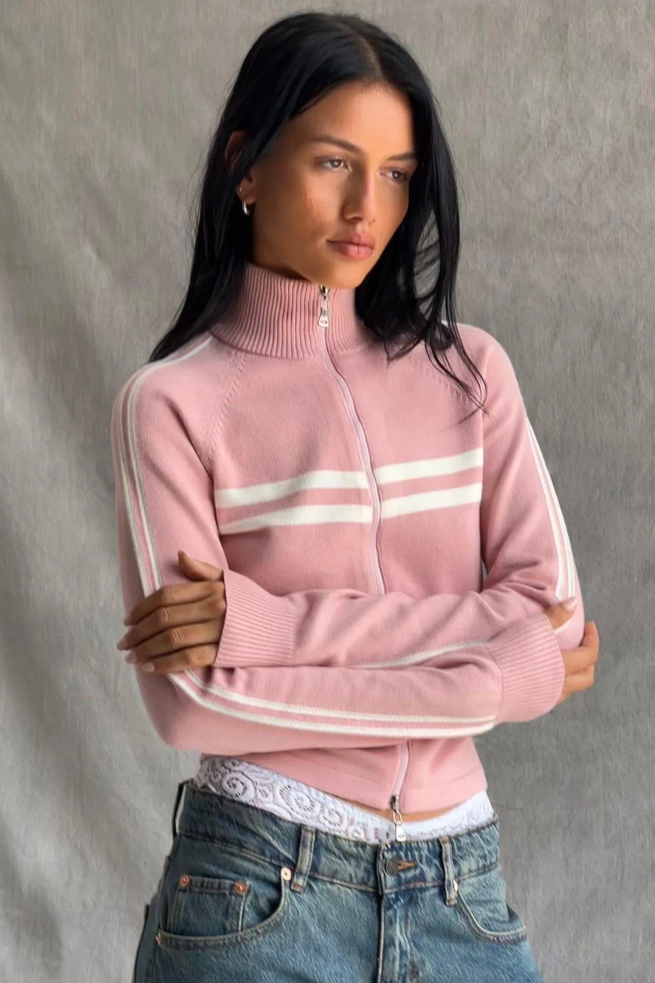 Slim Fit Short Zipper Knitted Hoodie