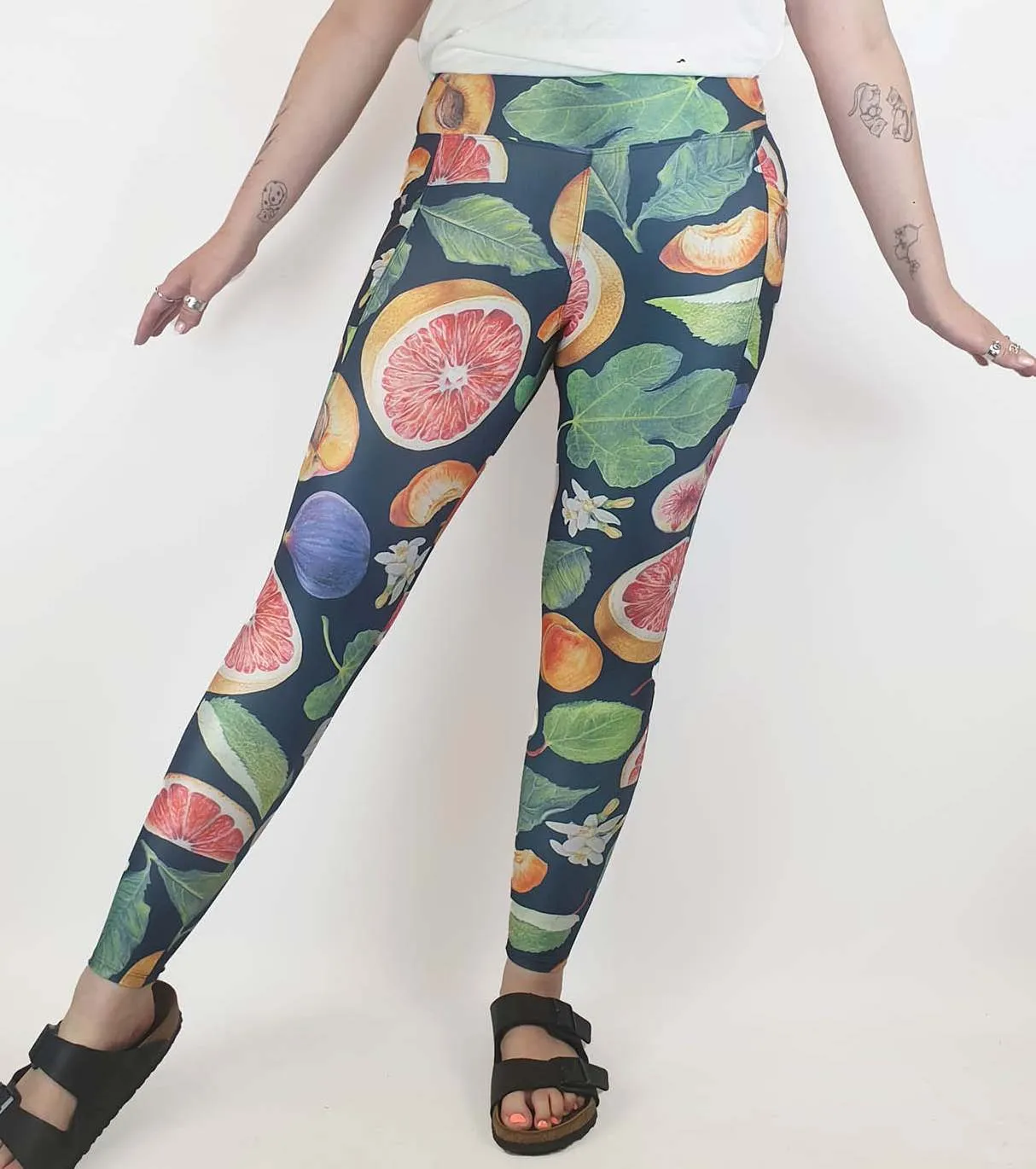 Solomon Street medetteranean fruit print yoga pants size 12