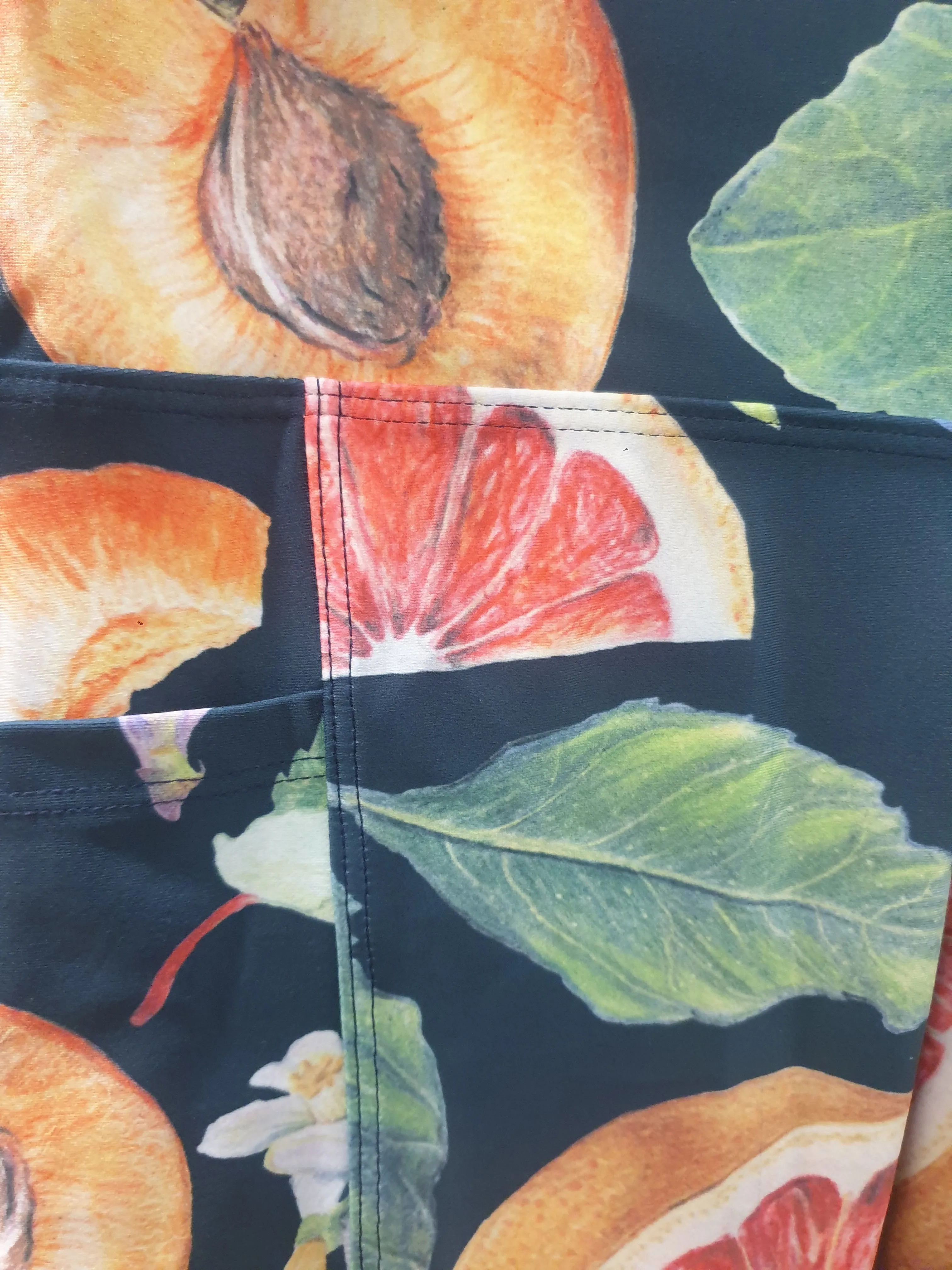 Solomon Street medetteranean fruit print yoga pants size 12
