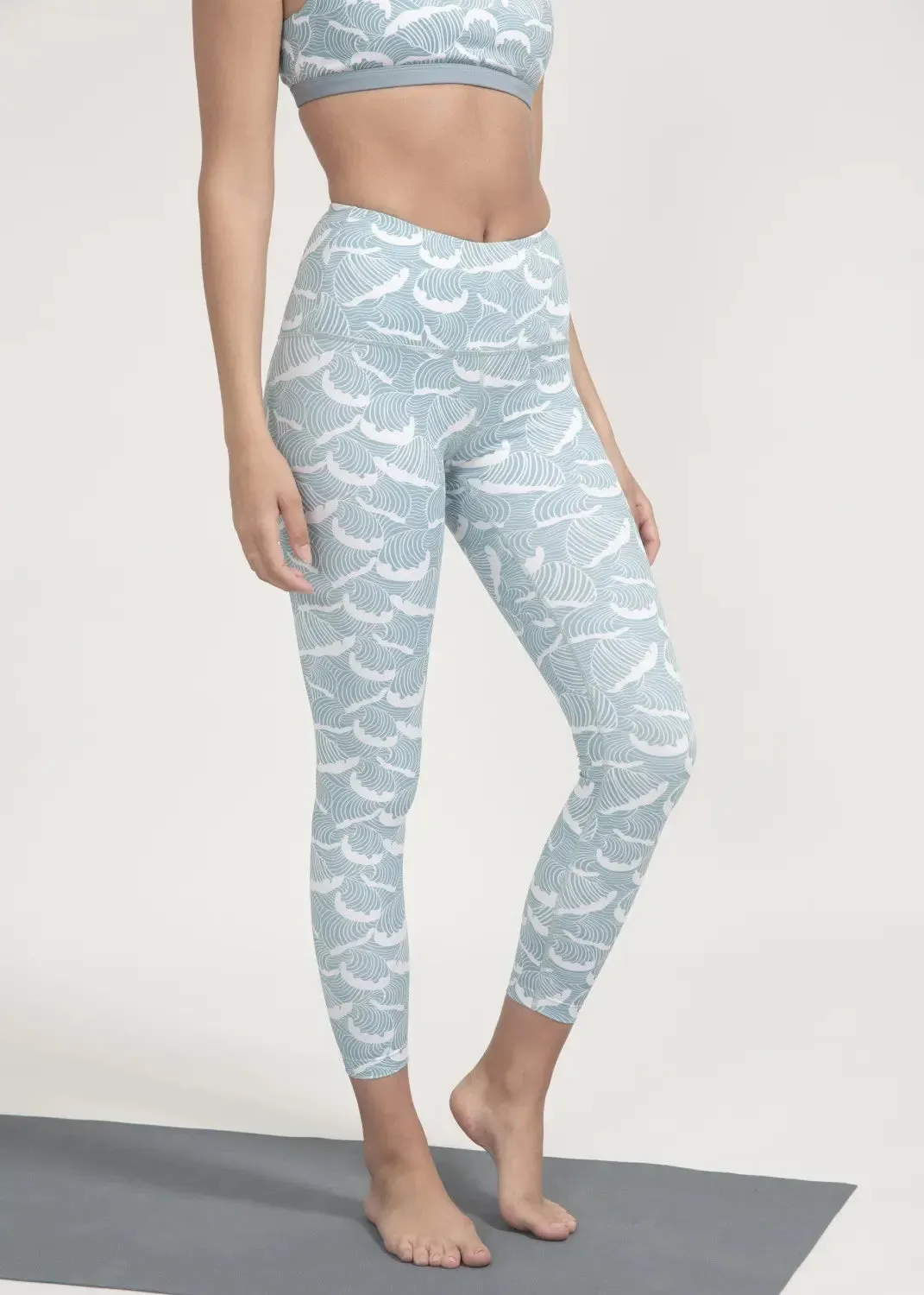 Surf & Yoga Leggings mit Ocean Waves Print