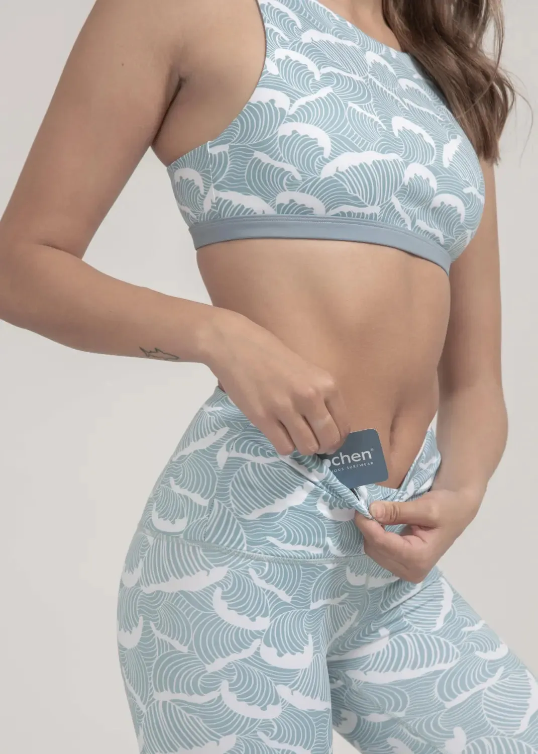 Surf & Yoga Leggings mit Ocean Waves Print