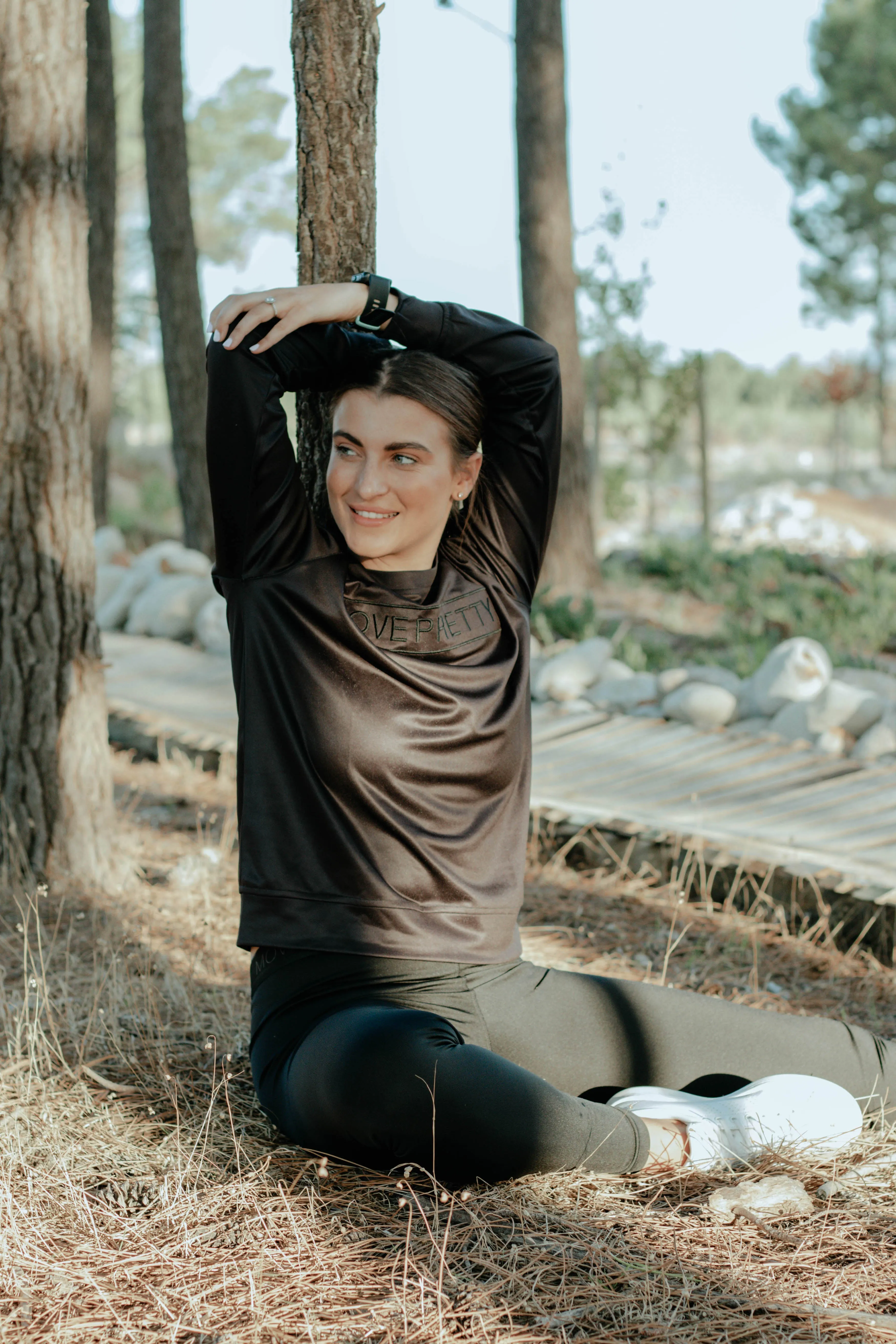 THE JESS CREWNECK TOP | BLACK