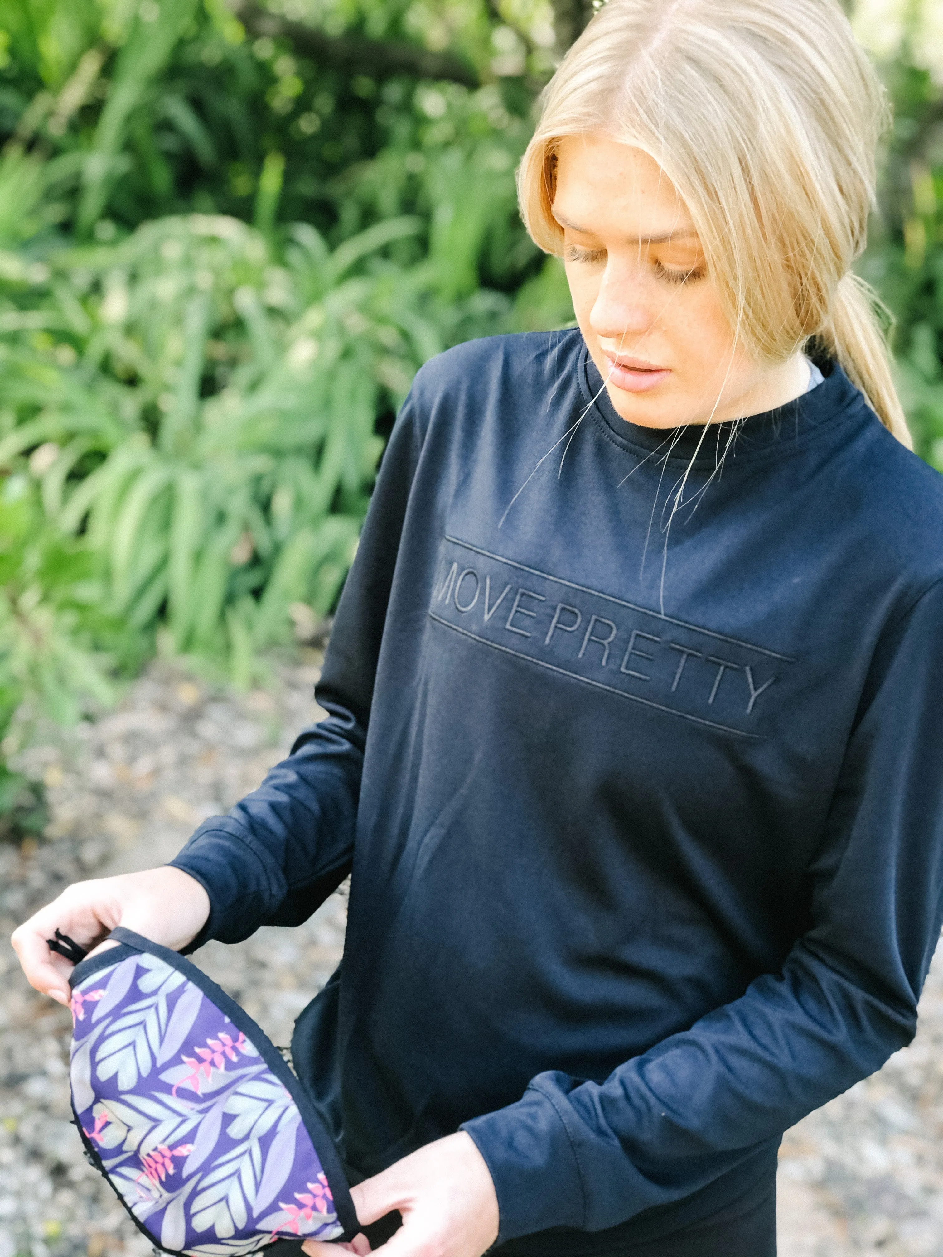 THE JESS CREWNECK TOP | BLACK