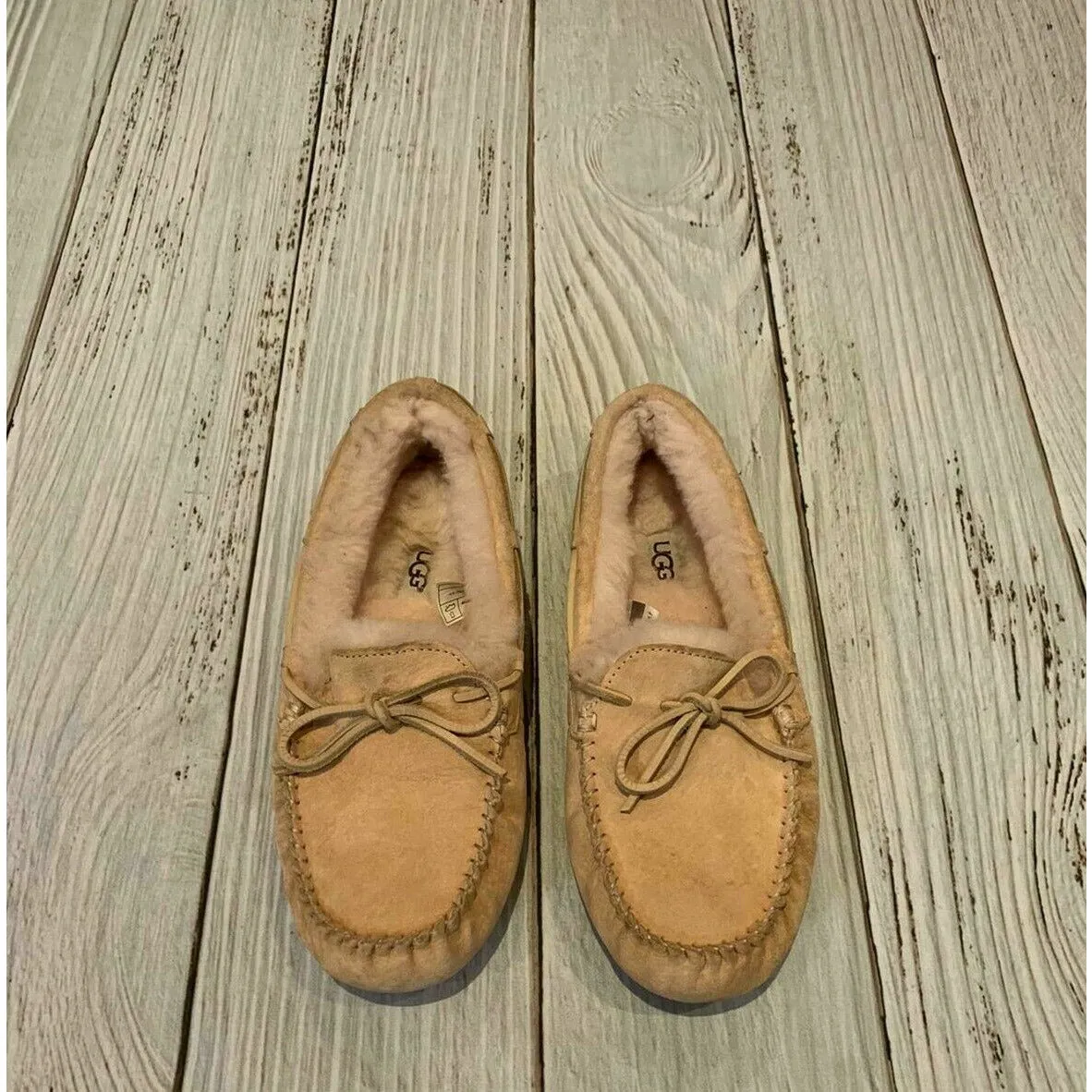 UGG Australia DAKOTA Chestnut SHEEPSKIN MOCCASIN 5612 Women's Shoes Size 9