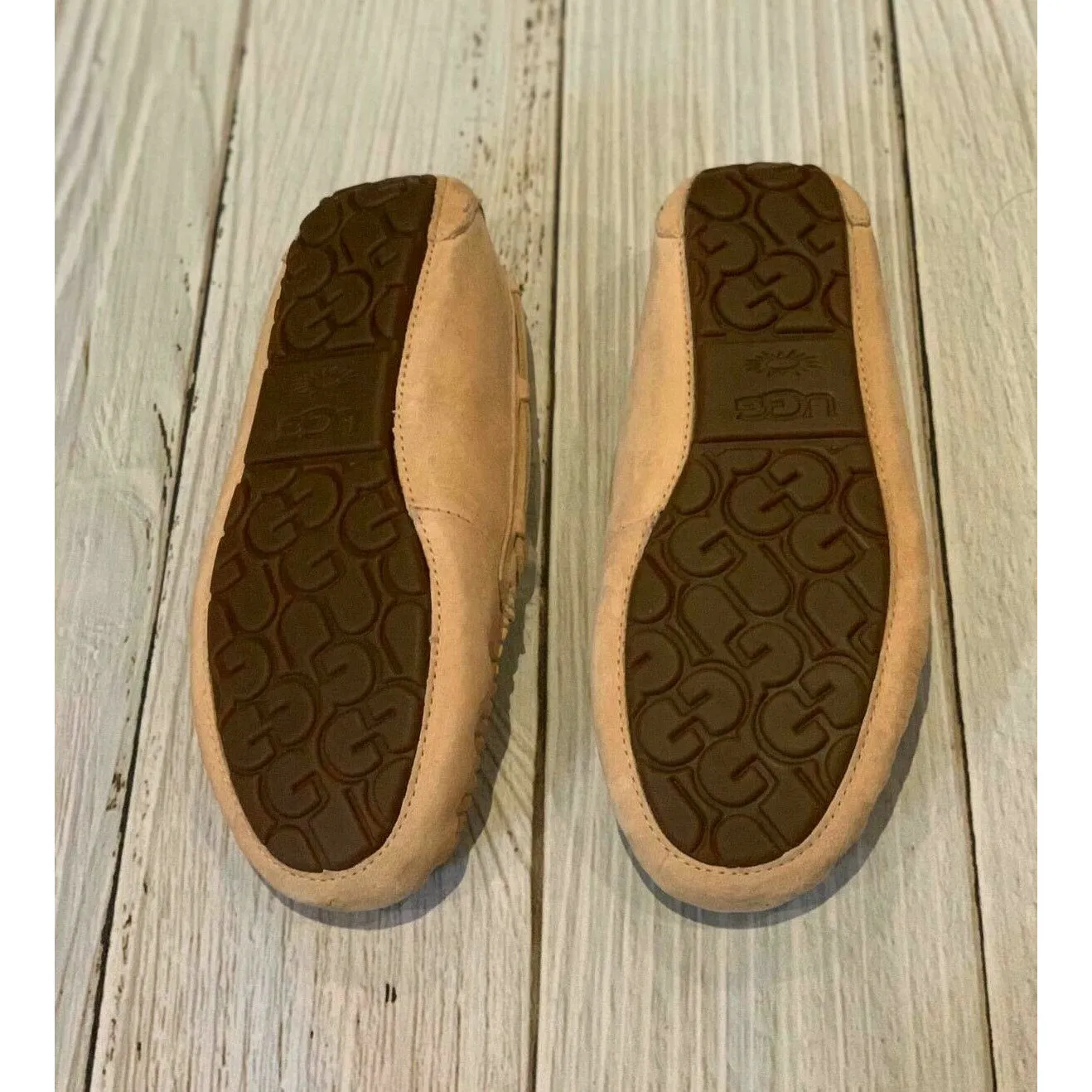 UGG Australia DAKOTA Chestnut SHEEPSKIN MOCCASIN 5612 Women's Shoes Size 9
