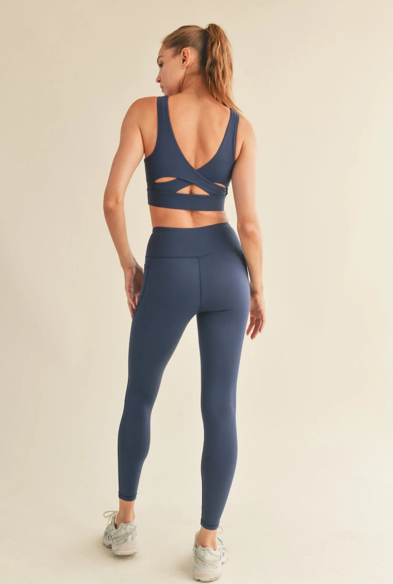 Under Control Active Set (Blue)