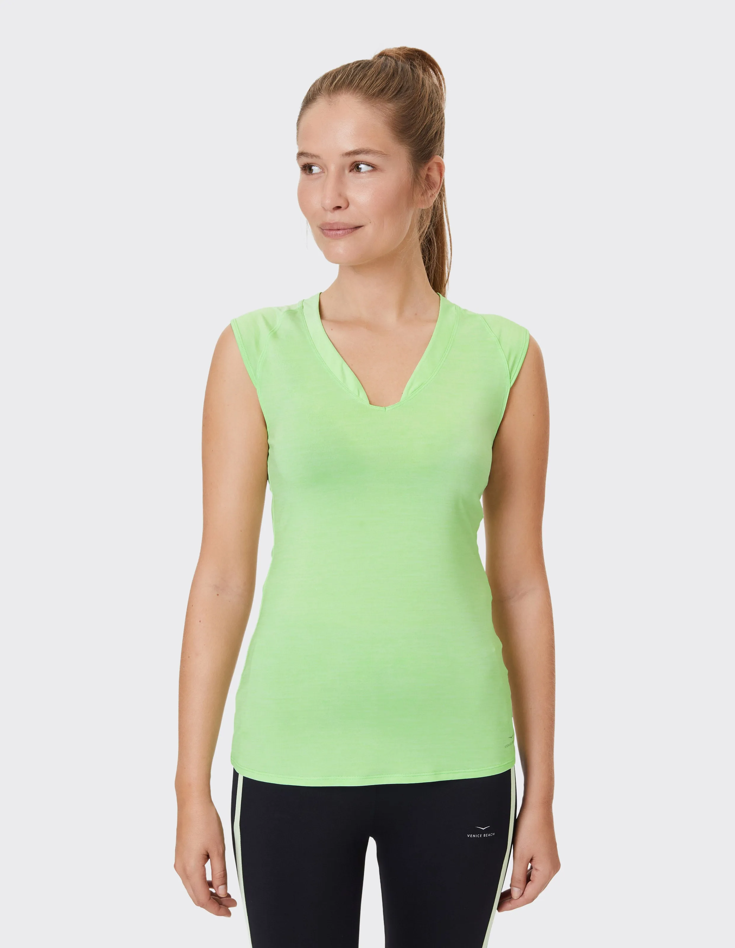 VB_Eleamee DMELZ T-Shirt