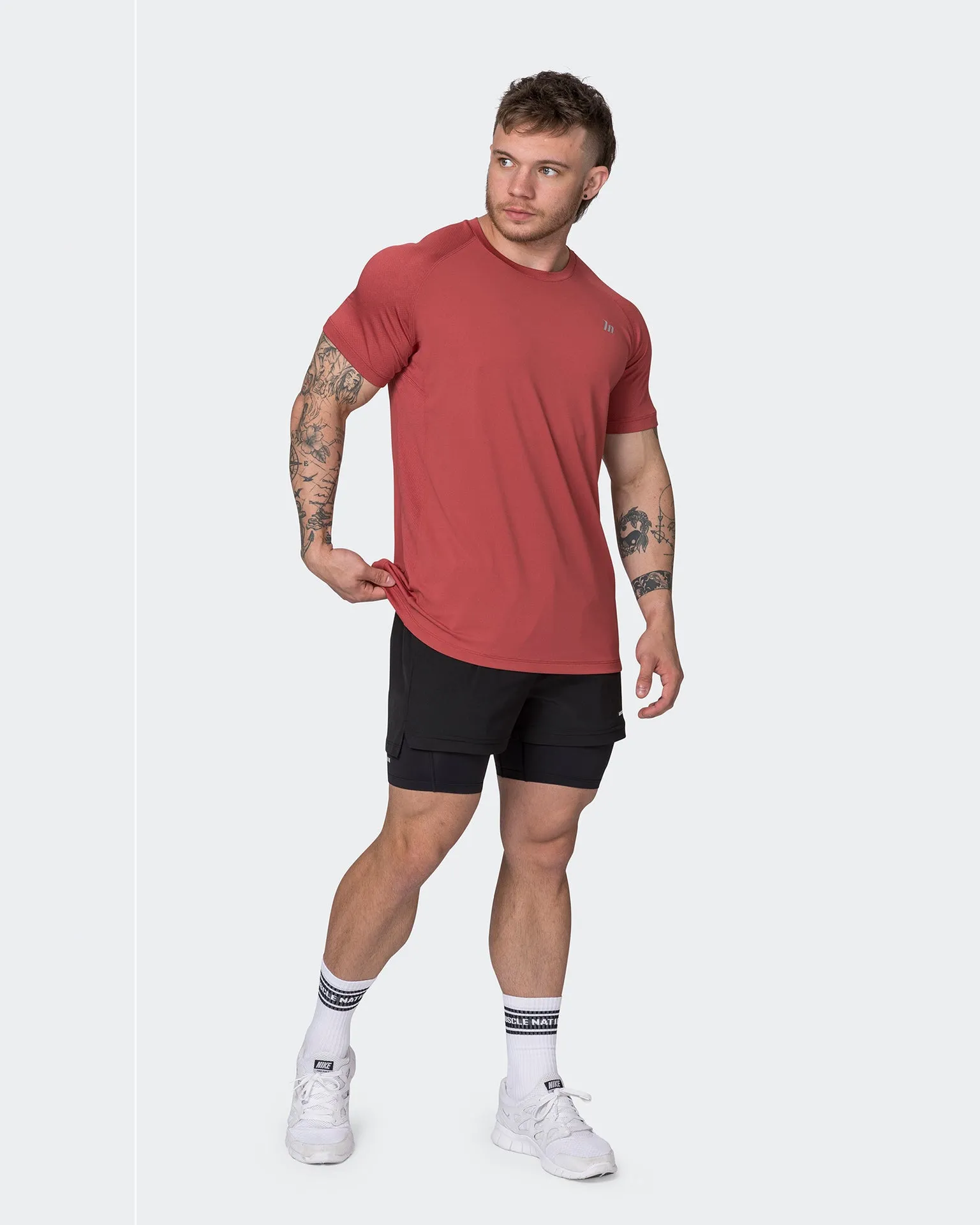 Ventilation Tee - Dusty Red