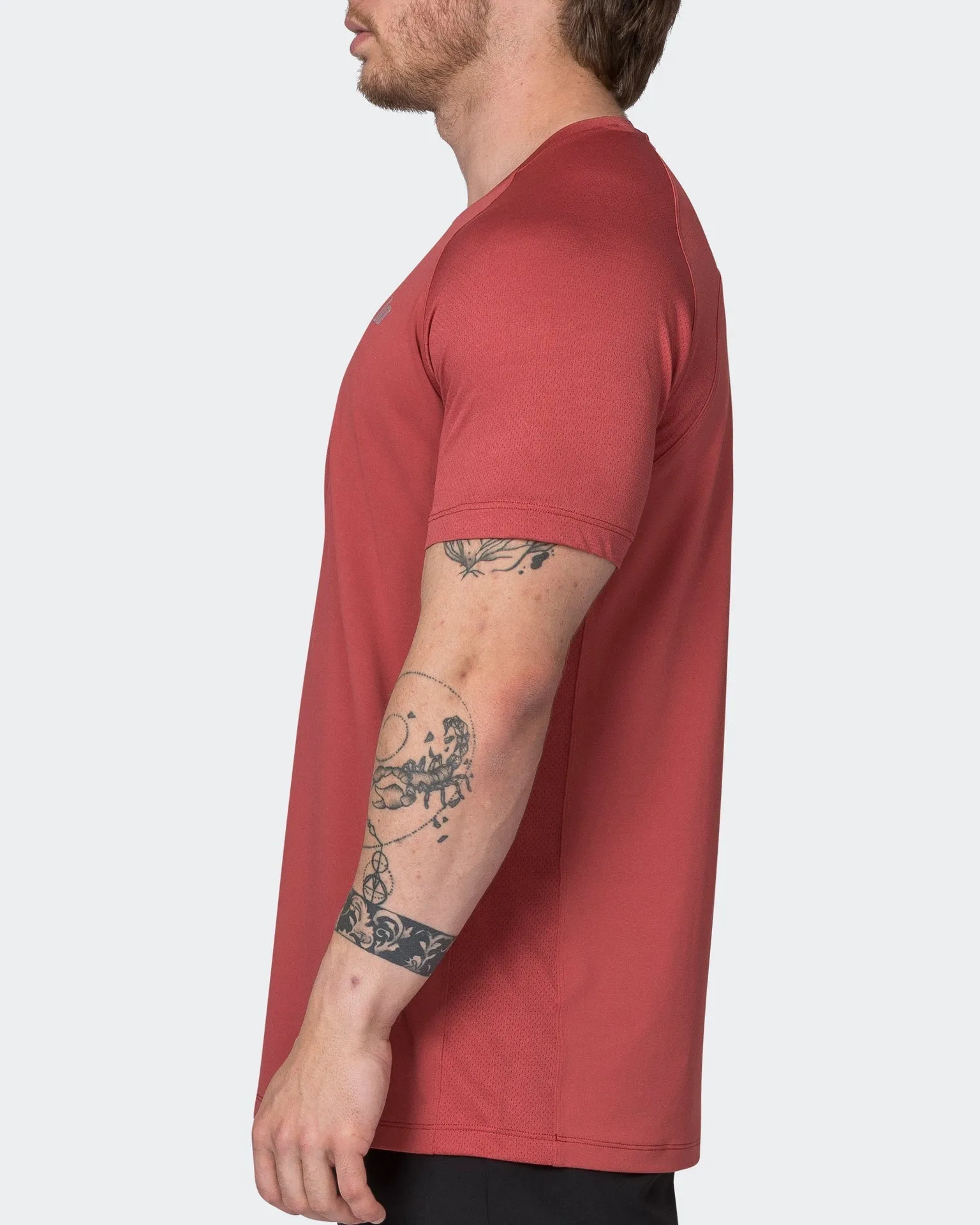 Ventilation Tee - Dusty Red