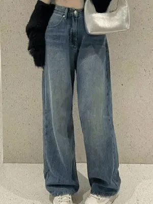 Vintage Faded Wash Straight Leg Boyfriend Jeans