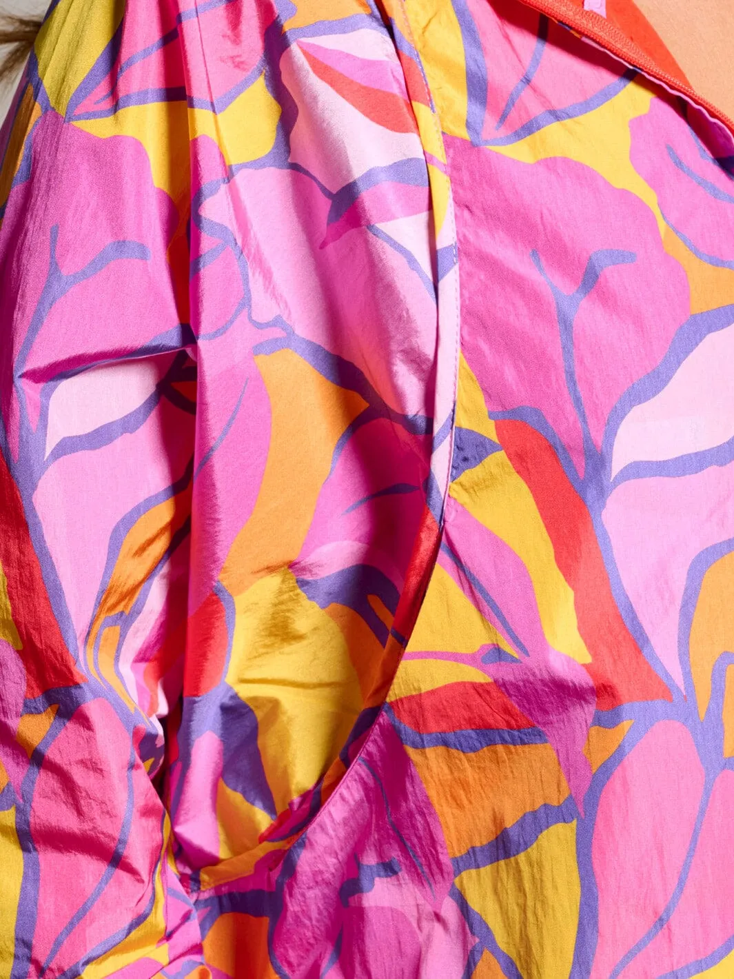 WOMEN'S LONG SLEEVE ZIP UP HOODED MULTI PRINT JACKET