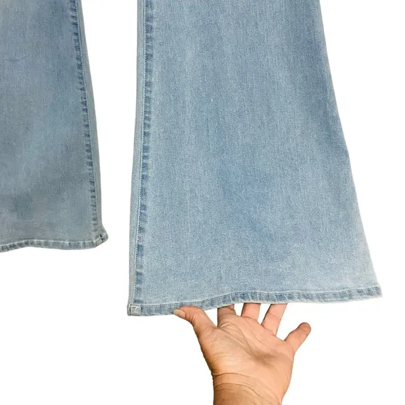 Wonderly Curvy Bell Bottom Flared Leg Jeans Blue